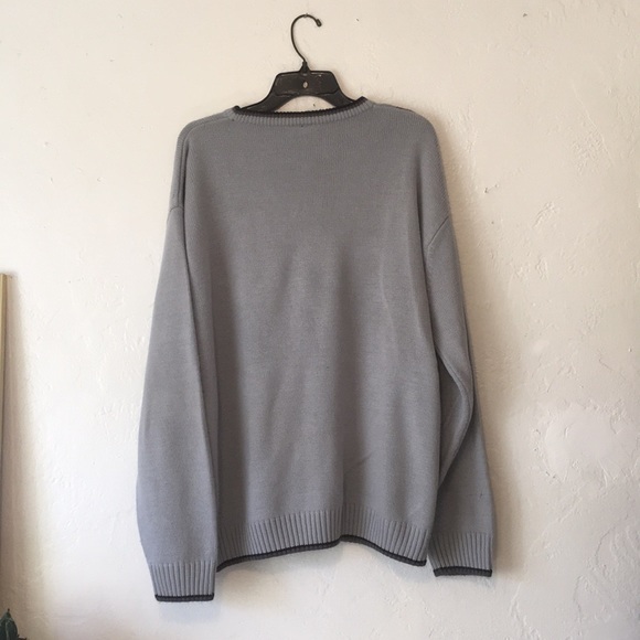 Old School Oldies Gray and black sweater - Picture 2 of 5